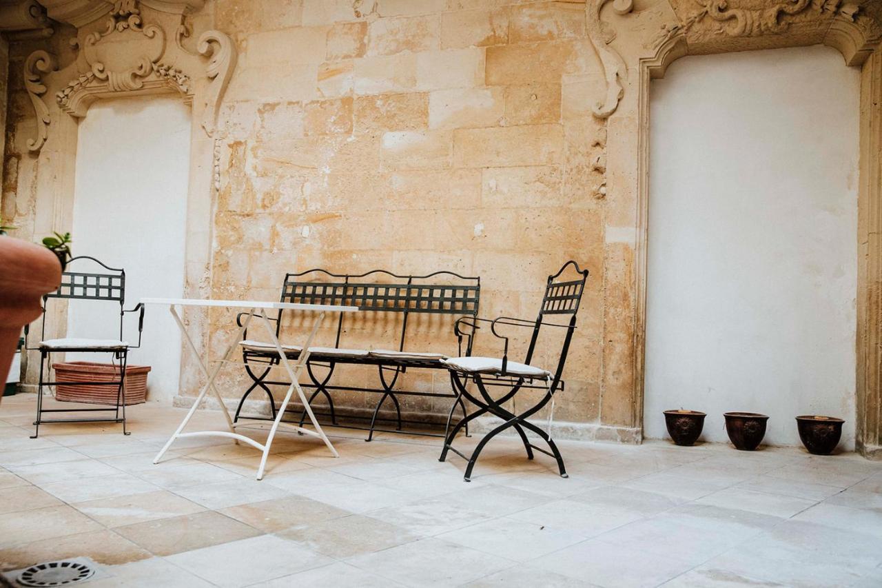 Villa Dimora Santangelo Lecce Esterno foto